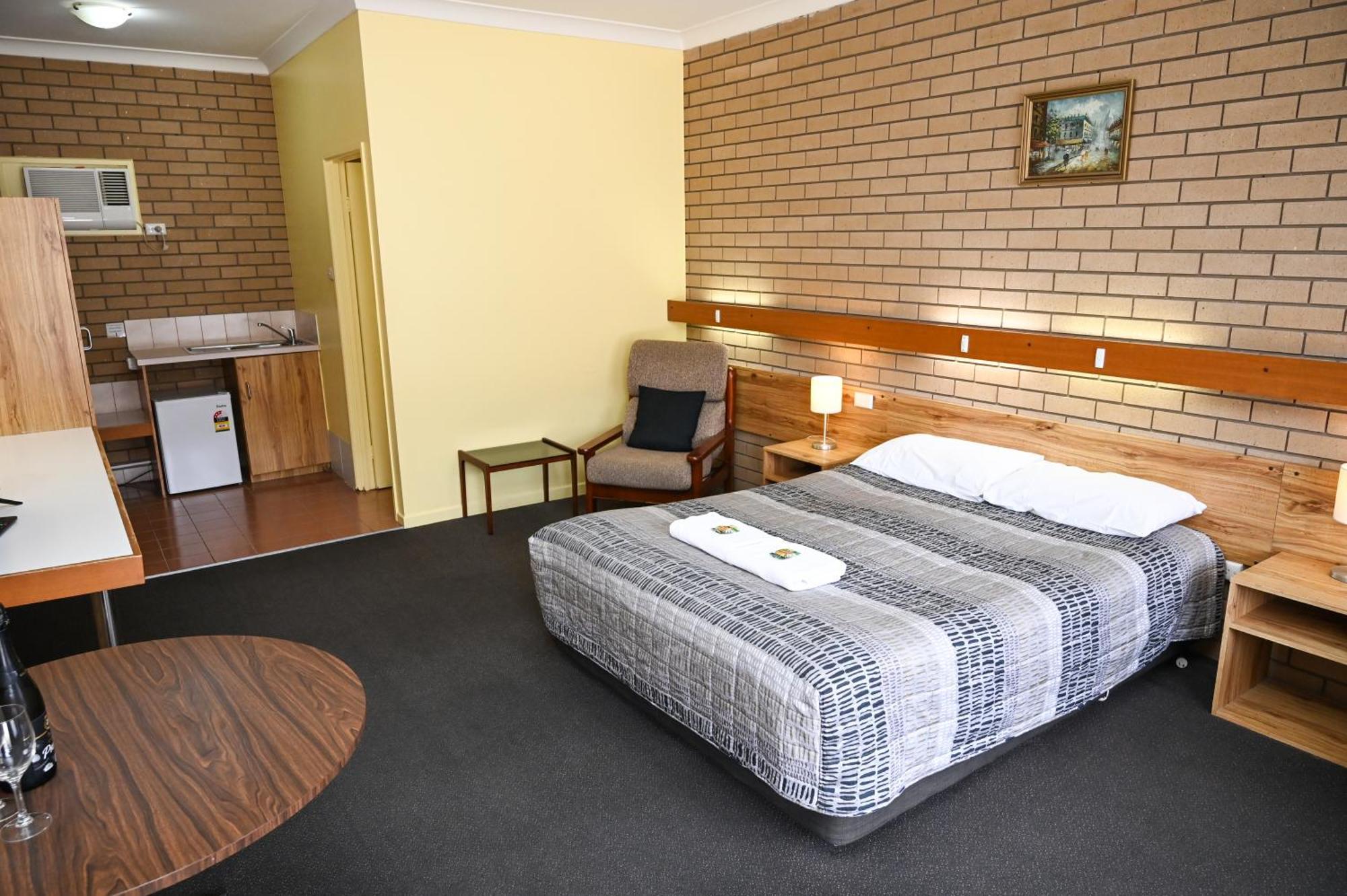 Holbrook Town Centre Motor Inn Luaran gambar