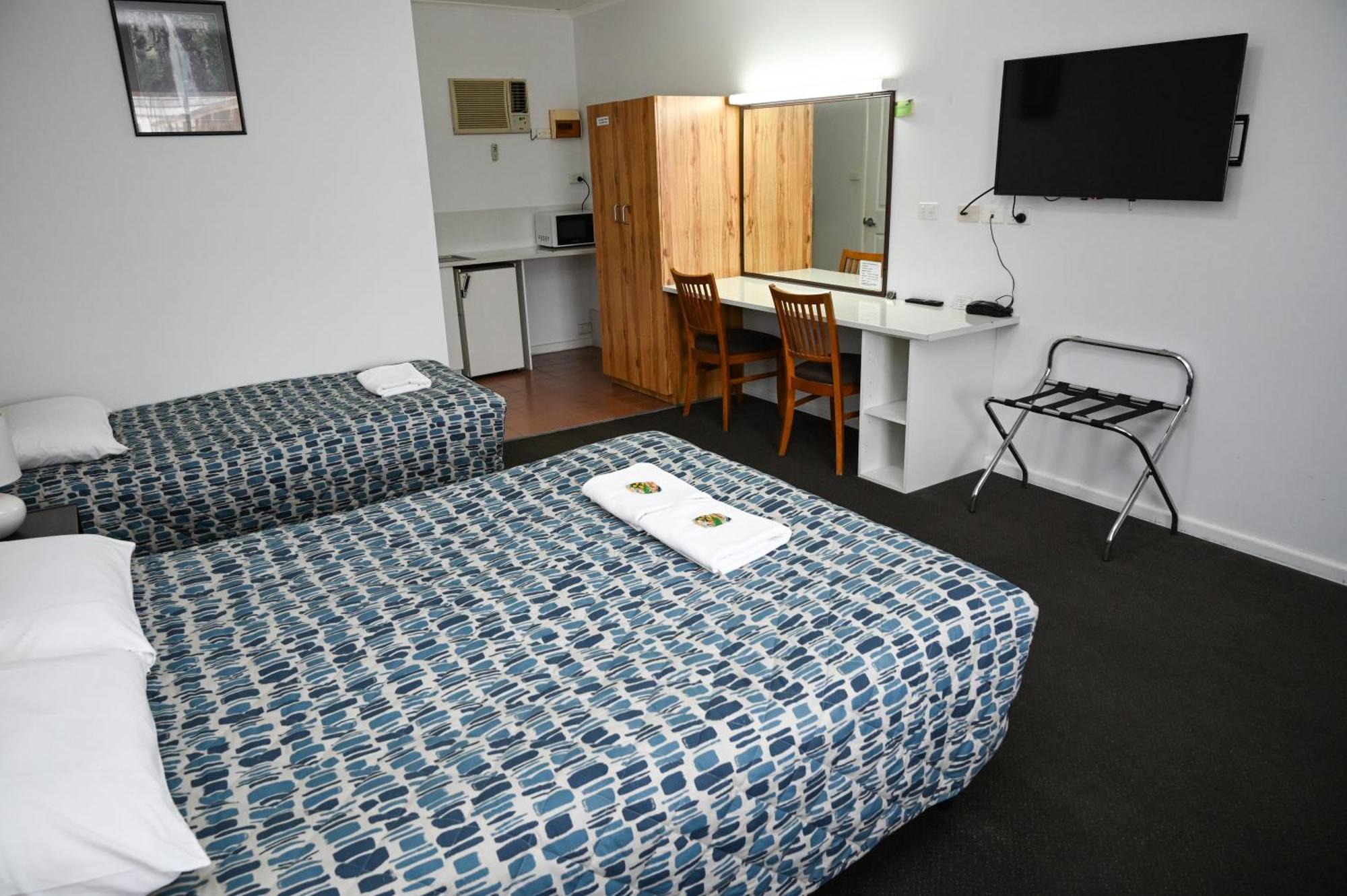 Holbrook Town Centre Motor Inn Luaran gambar