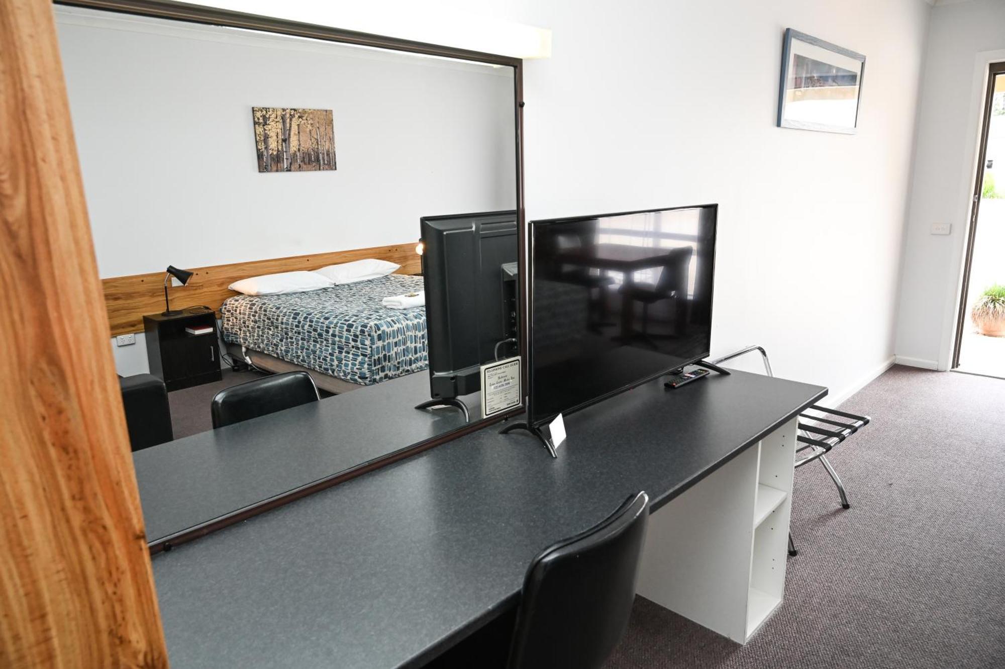 Holbrook Town Centre Motor Inn Luaran gambar