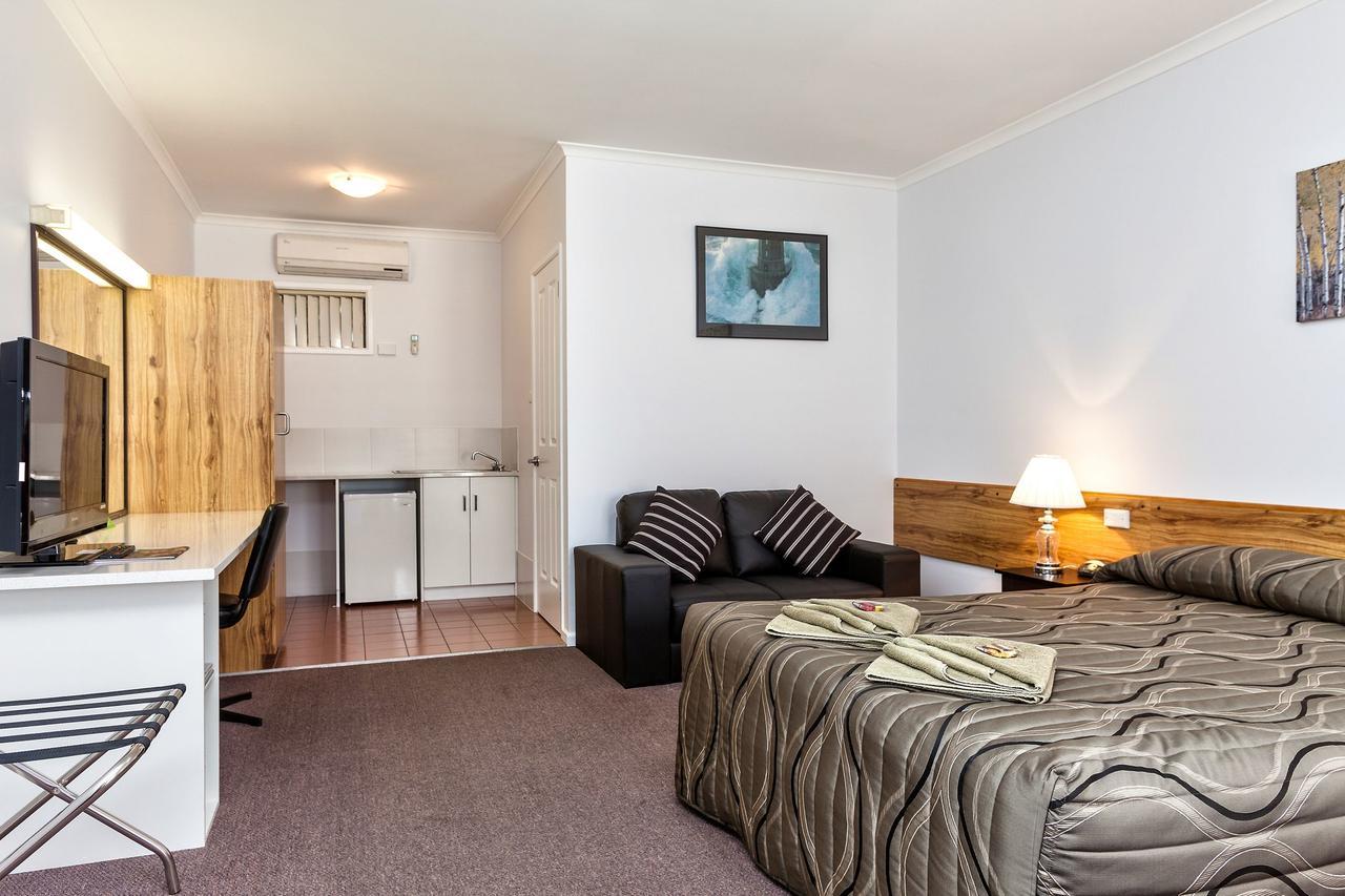 Holbrook Town Centre Motor Inn Luaran gambar